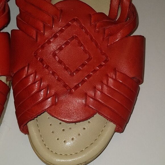 ‎Heavenly Comfort Red woven  leather sandals - Picture 2 of 10